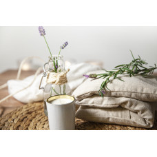 Presentbox med vetekudde och ljus 